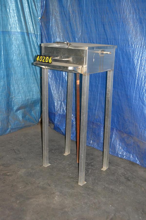  STAINLESS STEEL 