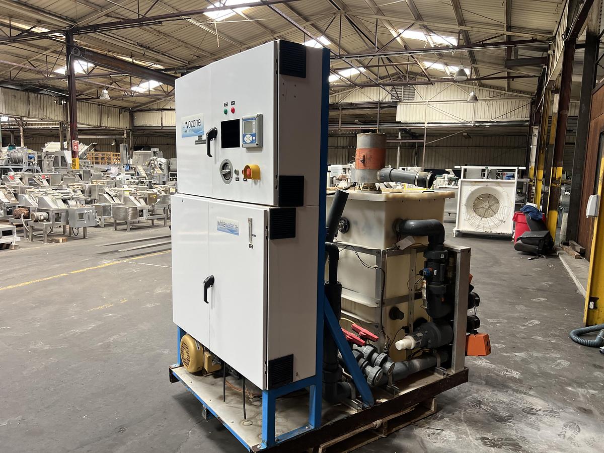 Used Ozone International model C-1000 ozone generator