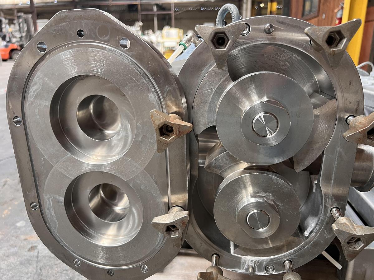 Used Waukesha model 130-U1 positive displacement pump