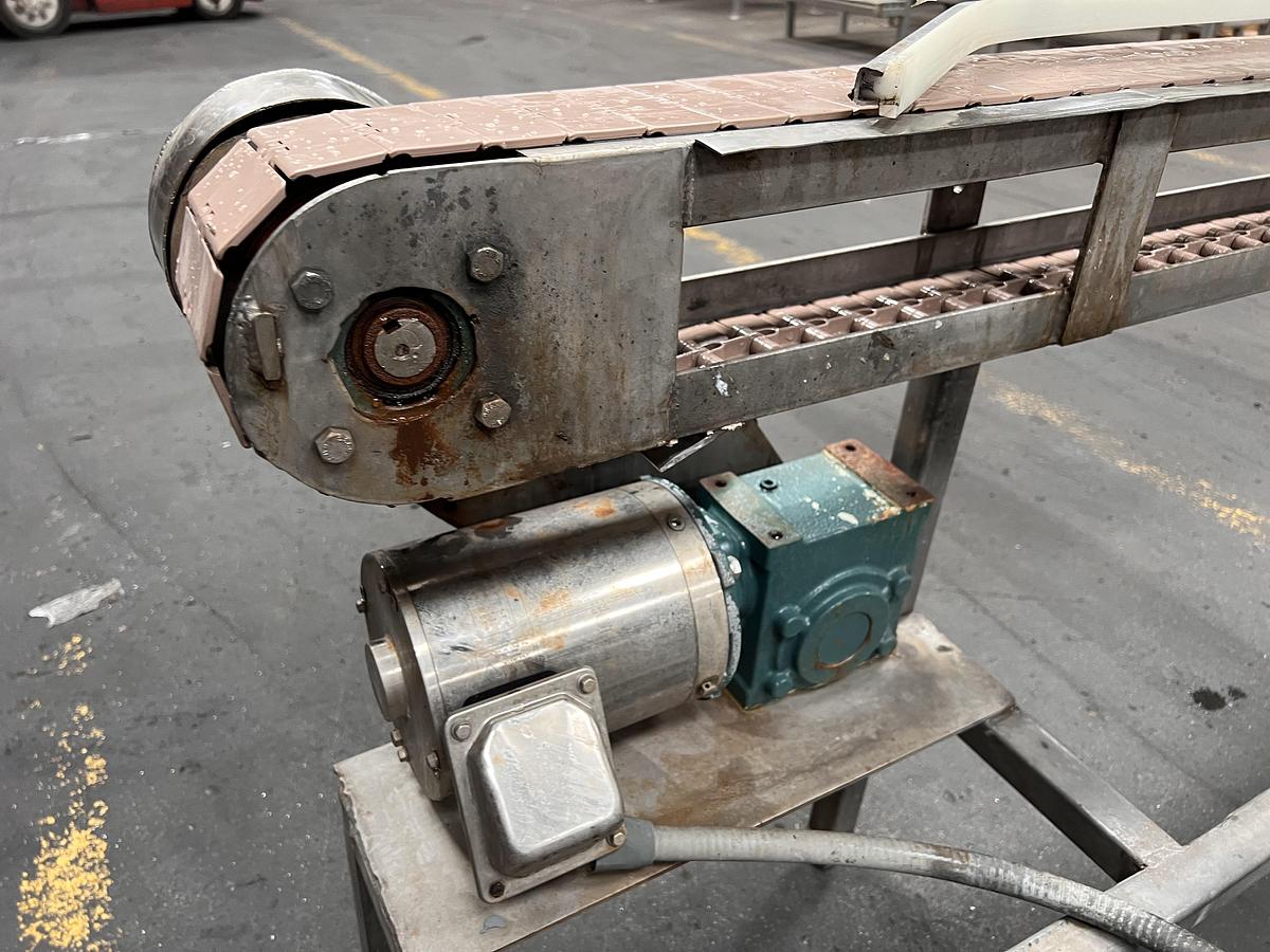 TABLE TOP CONVEYOR
