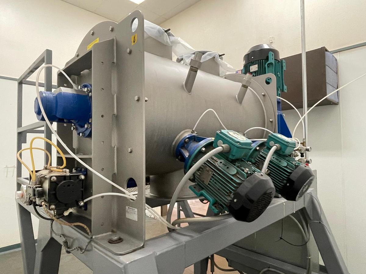 Used Wam type WBH horizontal single shaft batch mixer