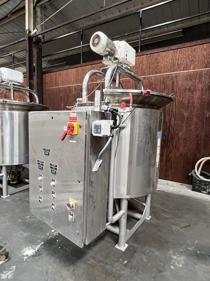 Used DCI 300 gallon single shell vertical Dynamixer