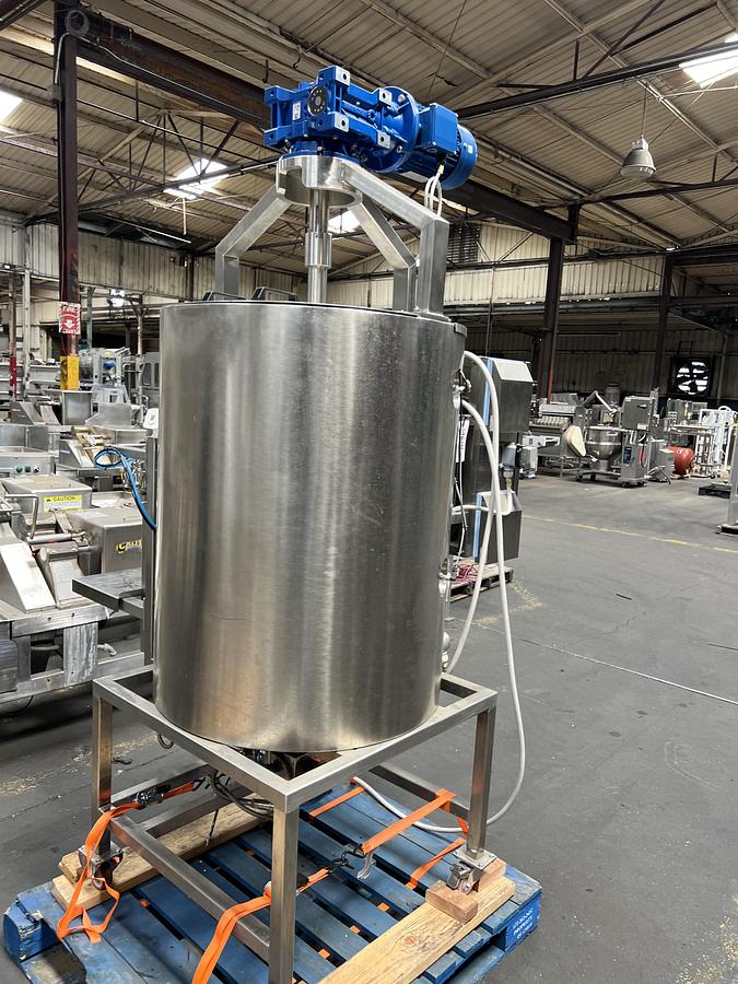 Used Techno Fluss “Seven Fluss” model VM5000-TBP50 pneumatic volumetric dosing filler for viscous products
