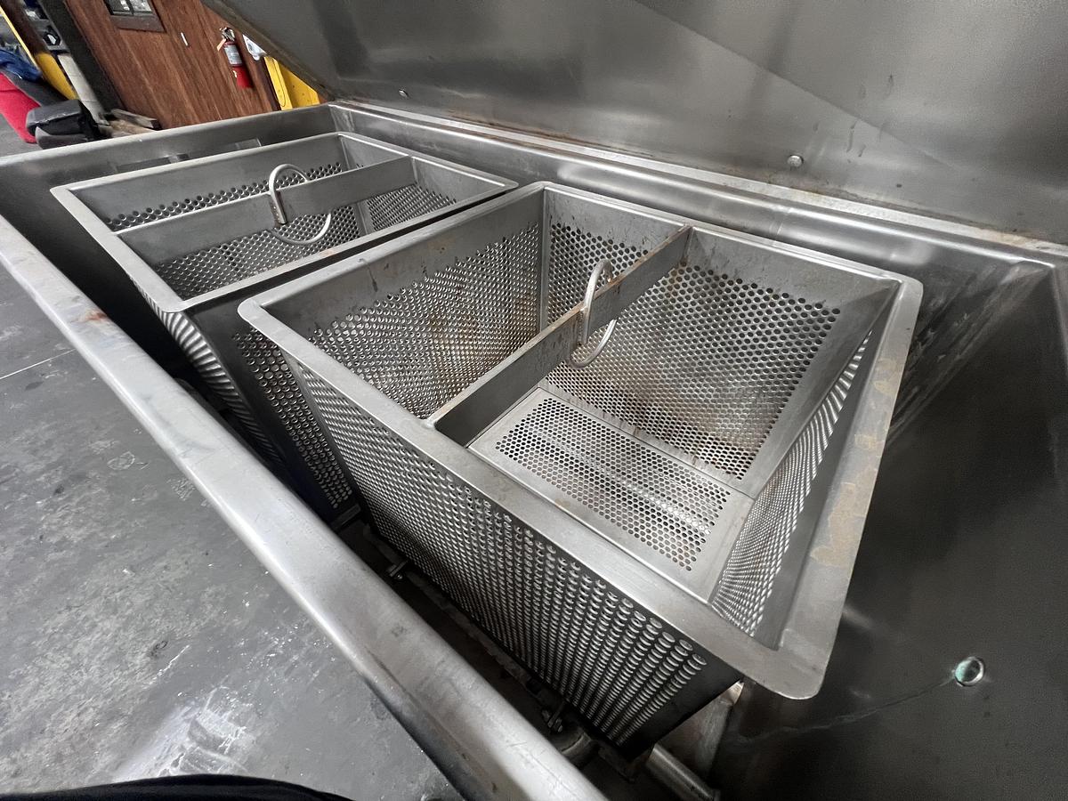 Used Chester-Jensen model XP-1 350 gallon stainless steel rectangular cooking and cooling tank with two removable baskets