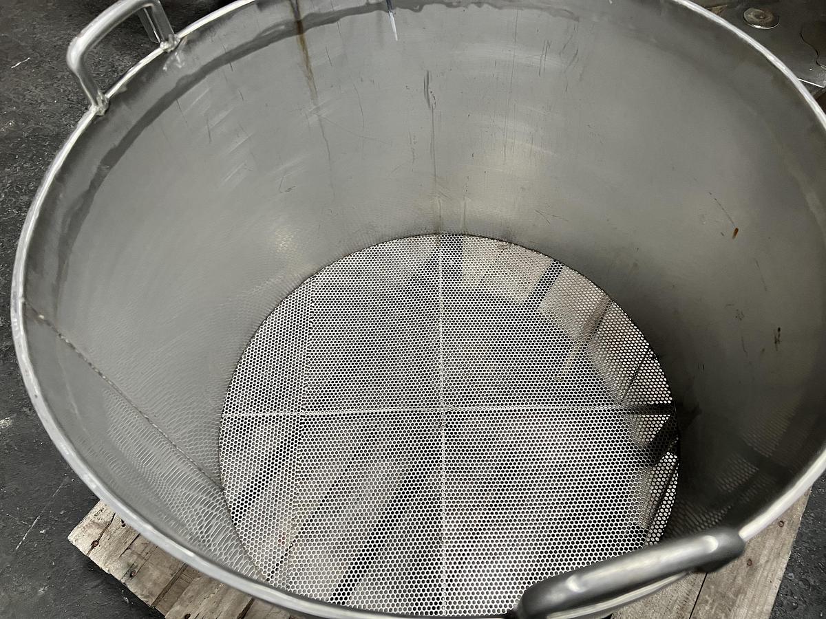 STAINLESS STEEL TANK