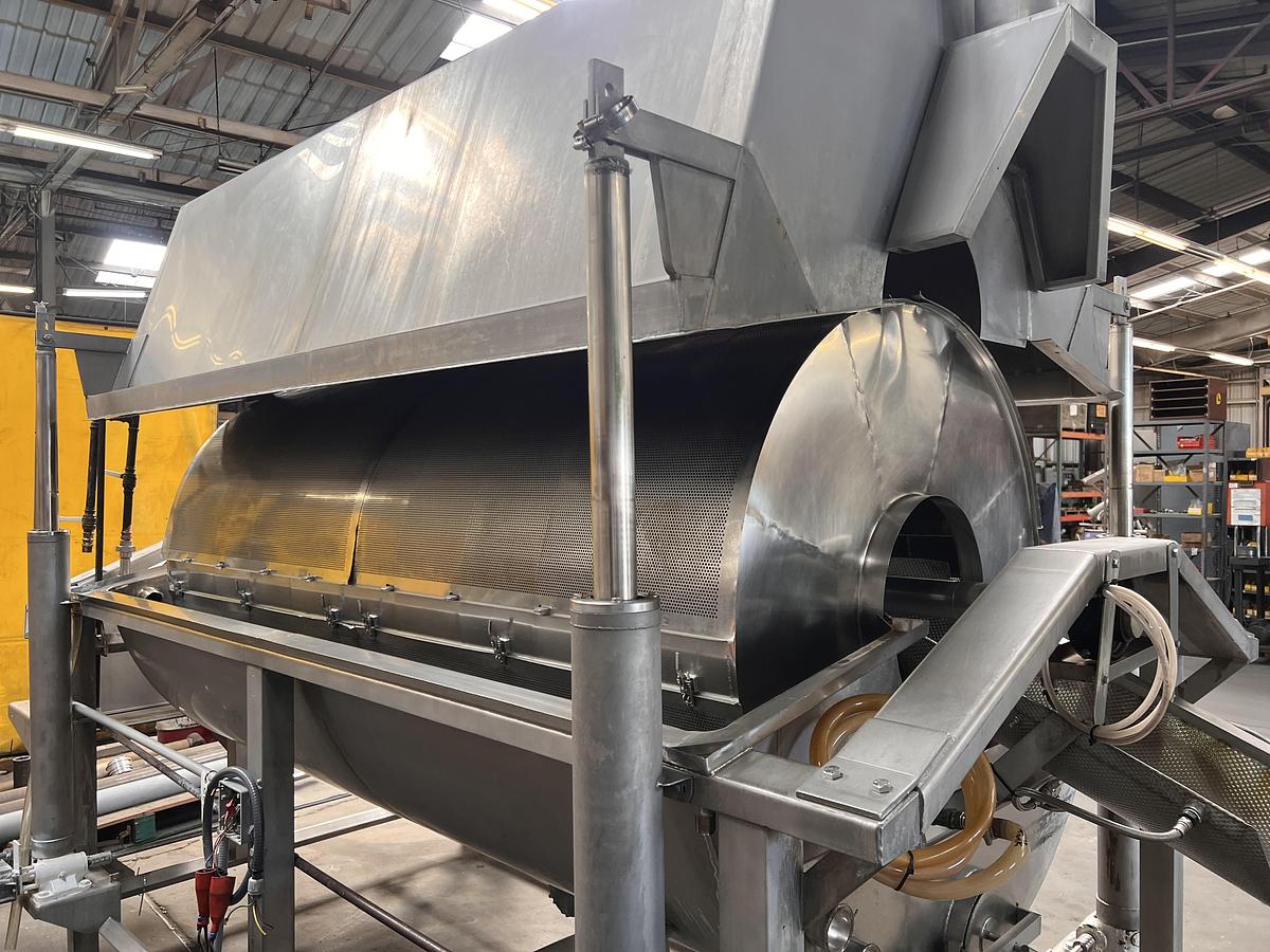 Used Hughes 48" diameter x 8' long stainless steel hot water rotary blancher