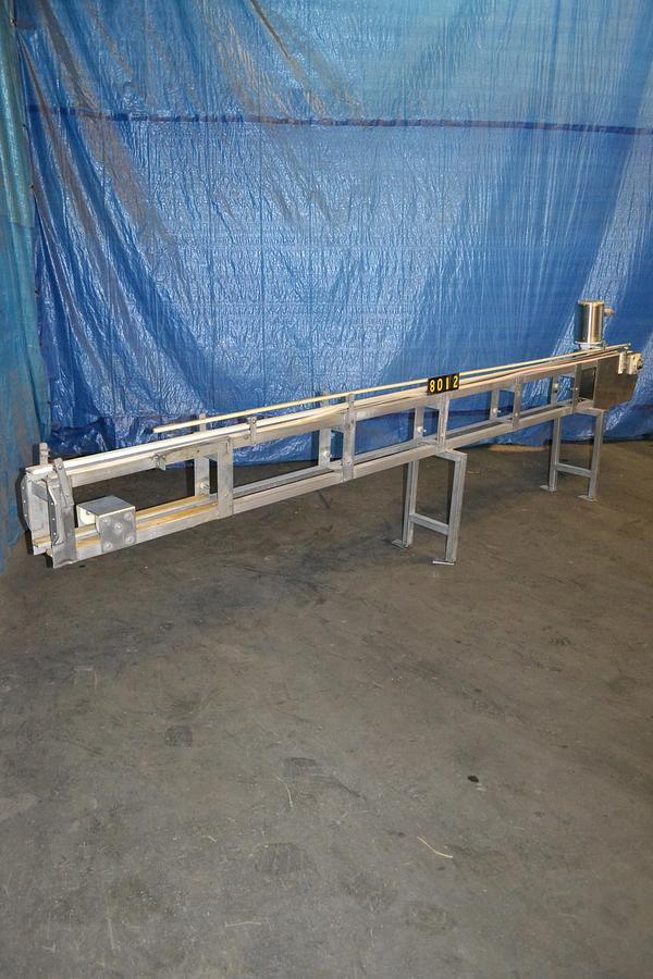 TABLE TOP CONVEYOR
