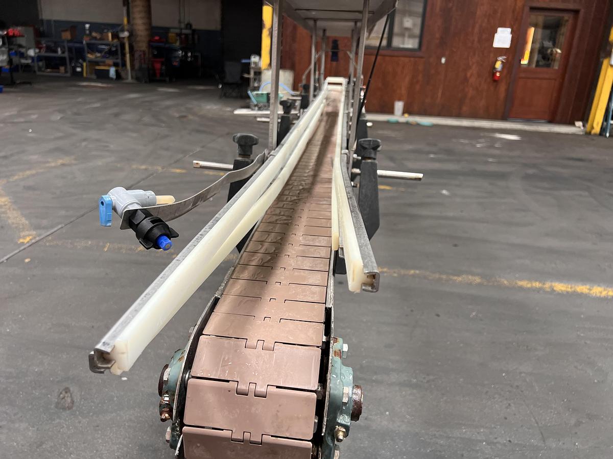TABLE TOP CONVEYOR