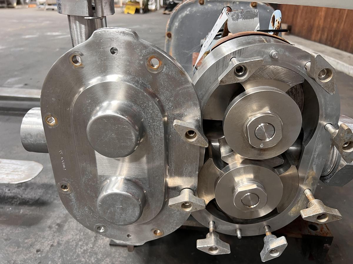 Used Waukesha model 130-U1 positive displacement pump