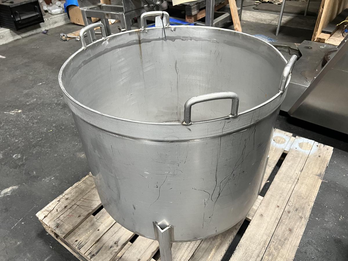 STAINLESS STEEL TANK
