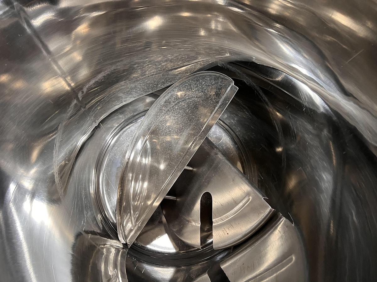 Used Lee 60 gallon stainless steel vertical tank