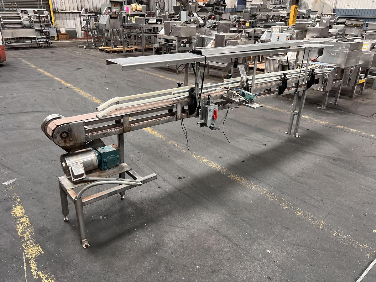 TABLE TOP CONVEYOR