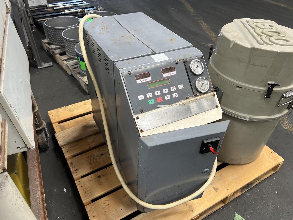 Used Mild steel table top chiller