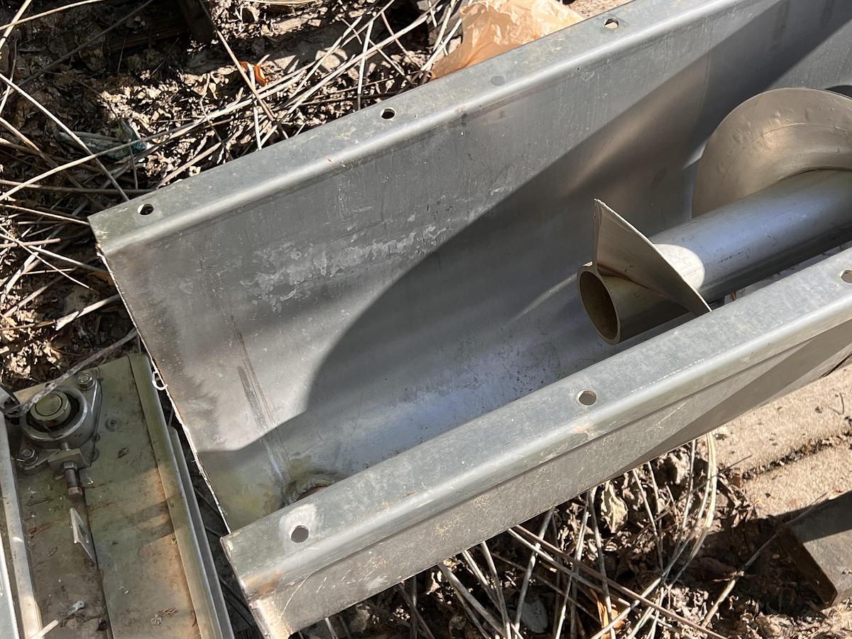 SCREW CONVEYOR