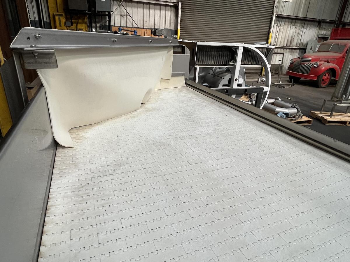 STAINLESS STEEL CONVEYOR