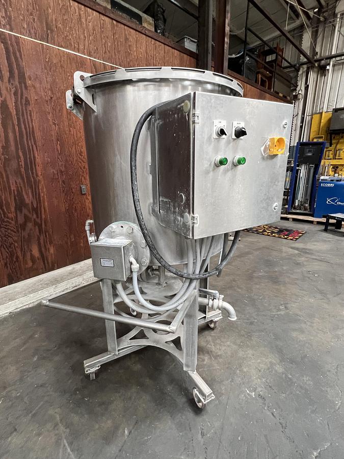  STAINLESS STEEL TANK 
