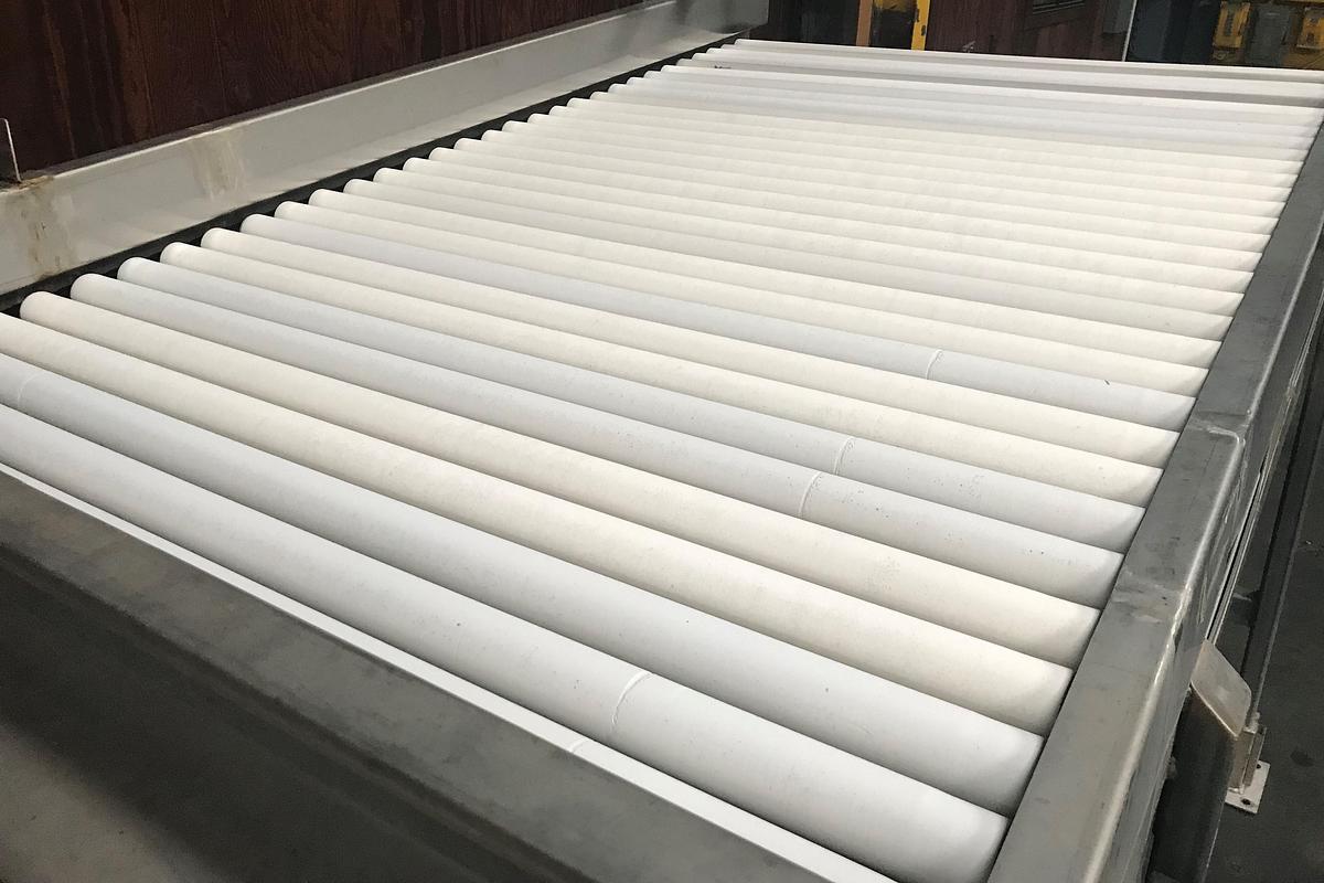 ROLLER CONVEYOR