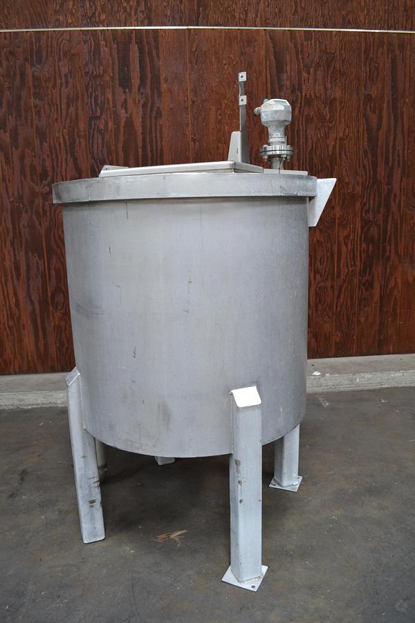  STAINLESS STEEL TANK 