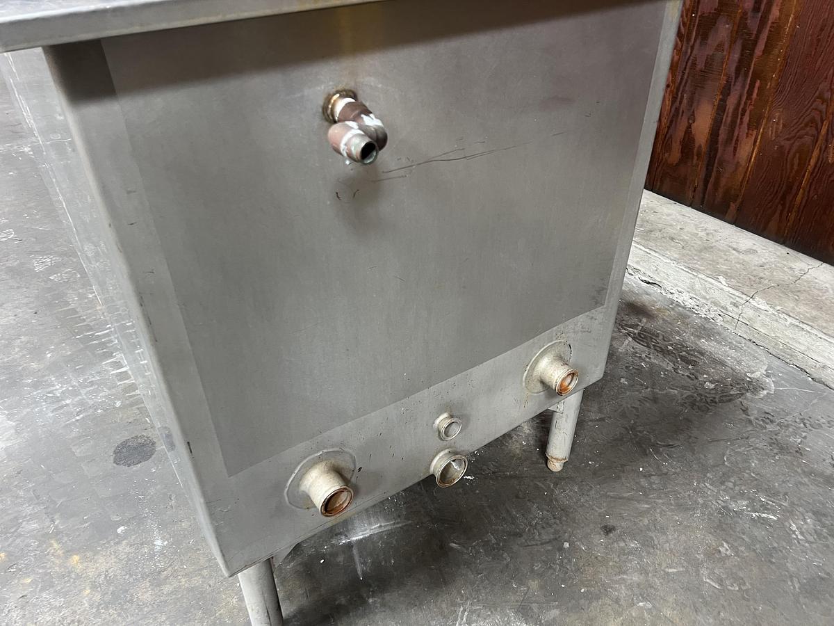 Used Chester-Jensen model XP-1 350 gallon stainless steel rectangular cooking and cooling tank with two removable baskets