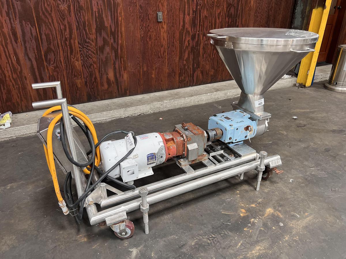 Used Waukesha model 134-U1 positive displacement pump