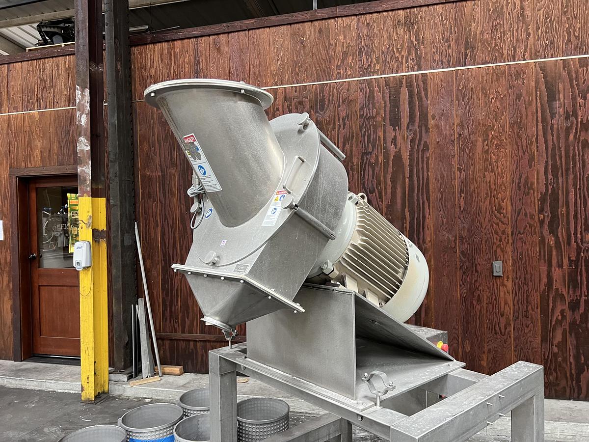 Used Corenco model M15DA angled disintegrator