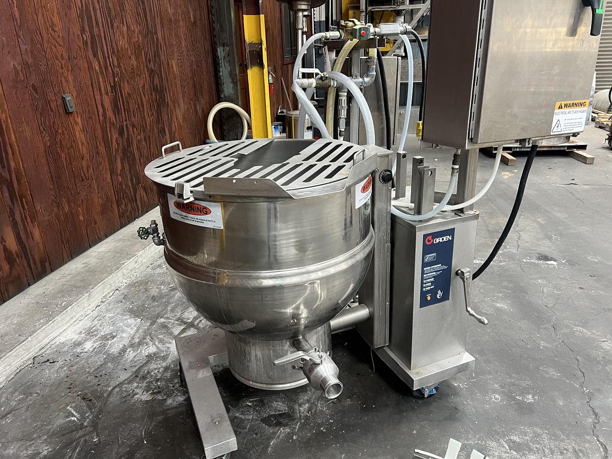 Used Groen model DEE/4-60 60 gallon electric kettle