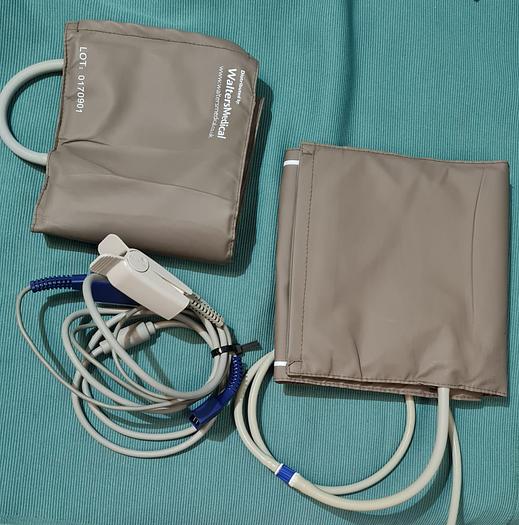 Gebraucht Welch Allyn Spot Vital Signs Patienten Monitor auf Trolley mit Zubehör