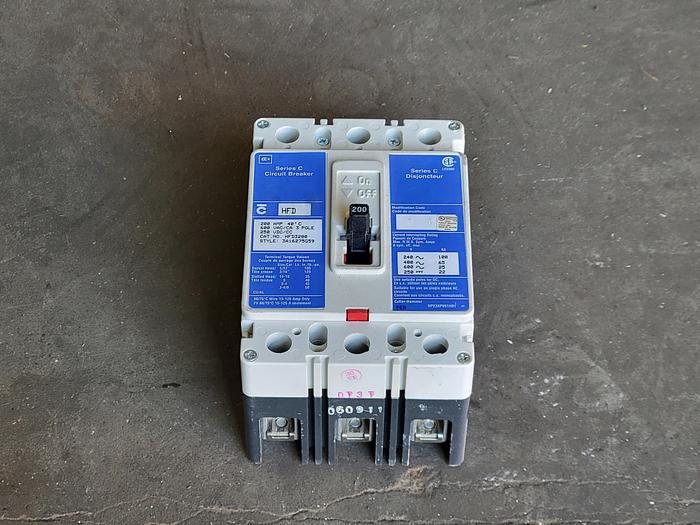 Surplus Eaton Cutler-Hammer HFD3200  200 Amp 3-pole Circuit Breaker, 600V, 3-ph