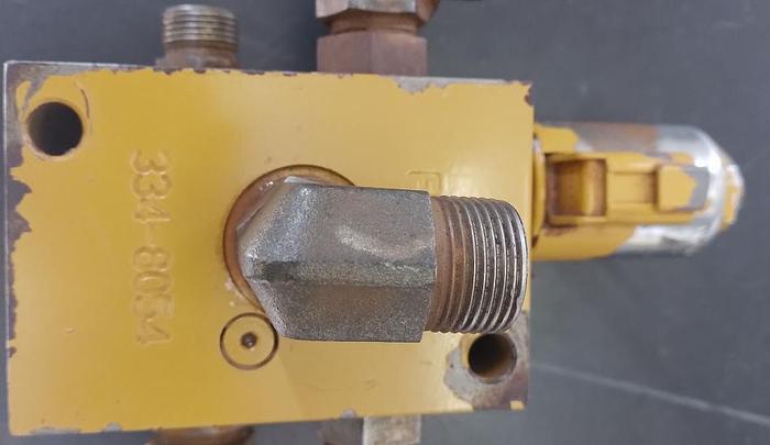 Usado Válvula Controle de Freio Caterpillar 334-8054 / 390-9225