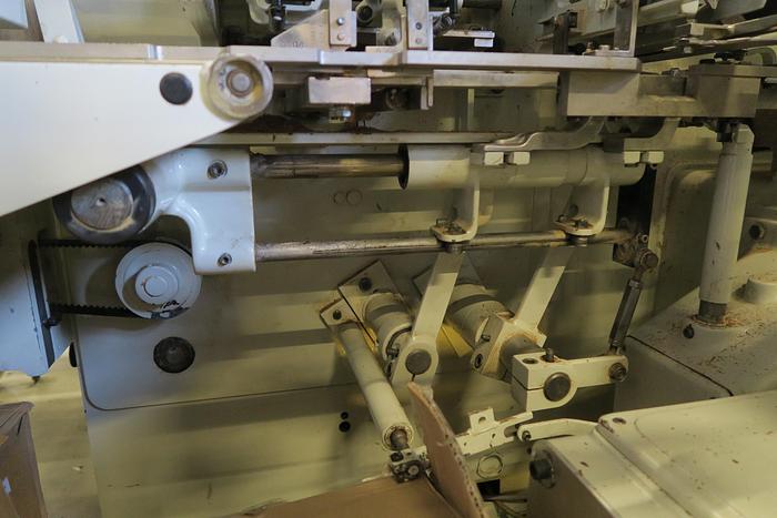 Used SIG CL CHOCOLATE BAR WRAPPER