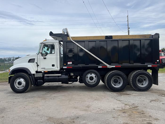 Used 2007 Mack CV713 Granite #5603