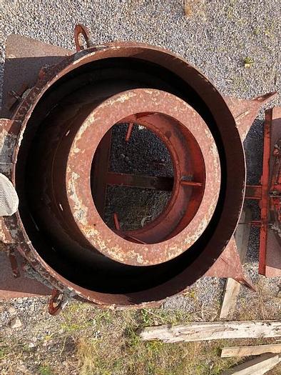 Used 48″ New Hampton Precast Manhole Forms