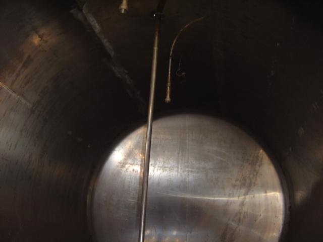 Usado 5000 GALLON STORAGE TANK. CB