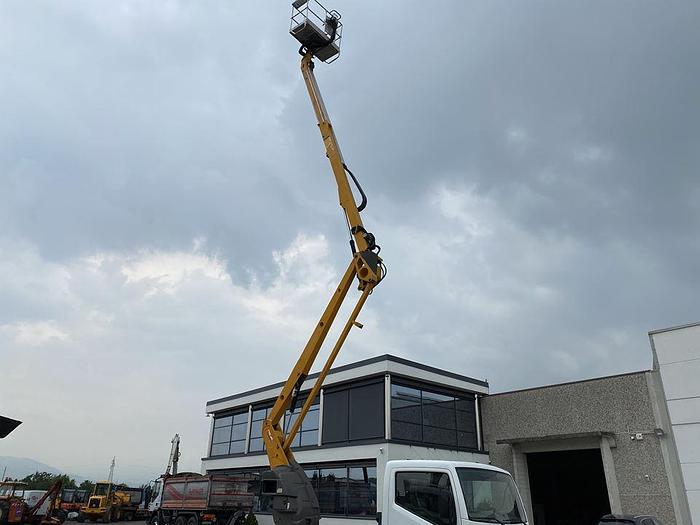 Usato 2010 NISSAN CABSTAR