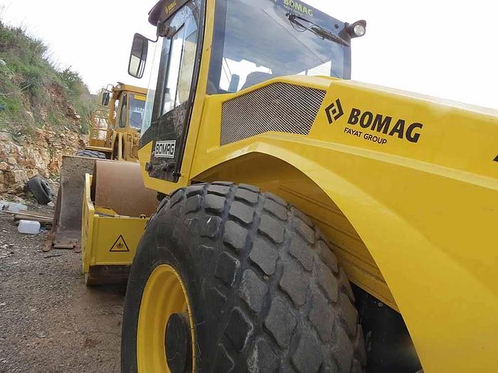 Used 2019 BOMAG BW213D-5