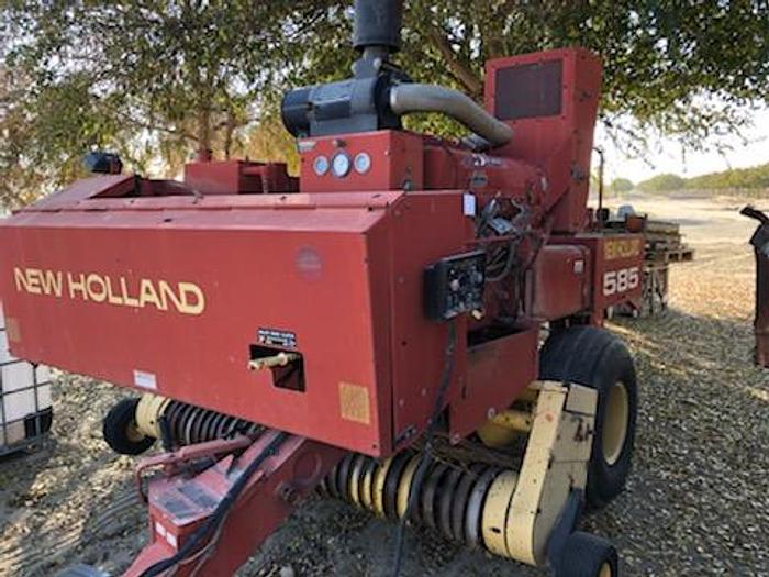 Gebraucht New Holland 585 Hay Baler