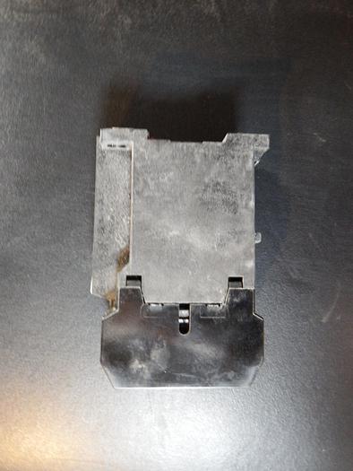 Parts Only General Electric Spectra 700 Magnetic Contactor TYPE: DC OPERATED (B4)