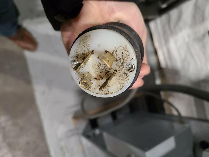 Used Mitsui Precision 6x18 Surface Grinder MSG 250M with 6x12 Mag Chuck