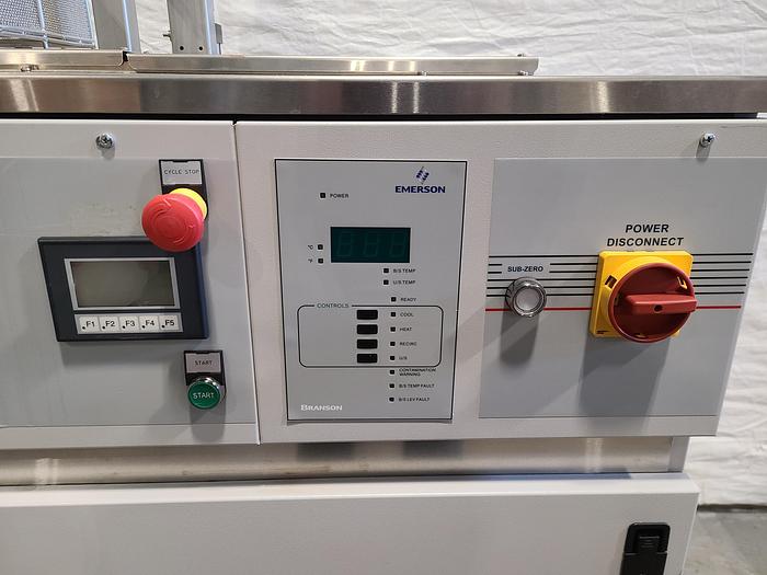 Used  Branson 2019 B950R Ultrasonic Vapor Degreaser with Automated Robotic Basket in Pristine Condition only 3 years old!
