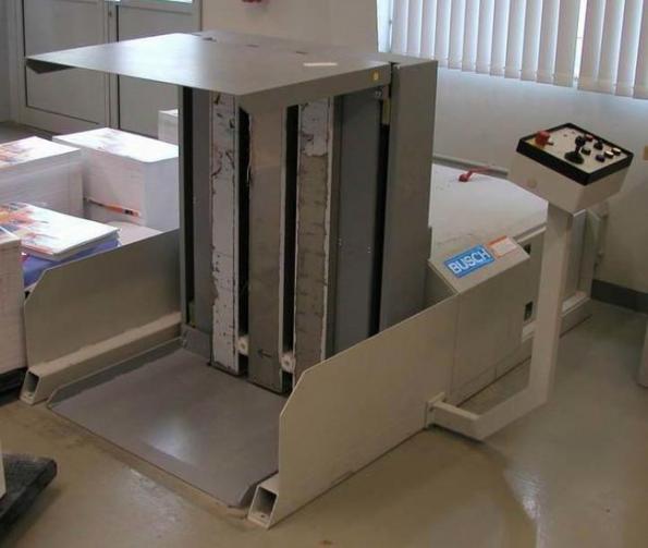Used Busch SWH 90 LA pile turner 1998