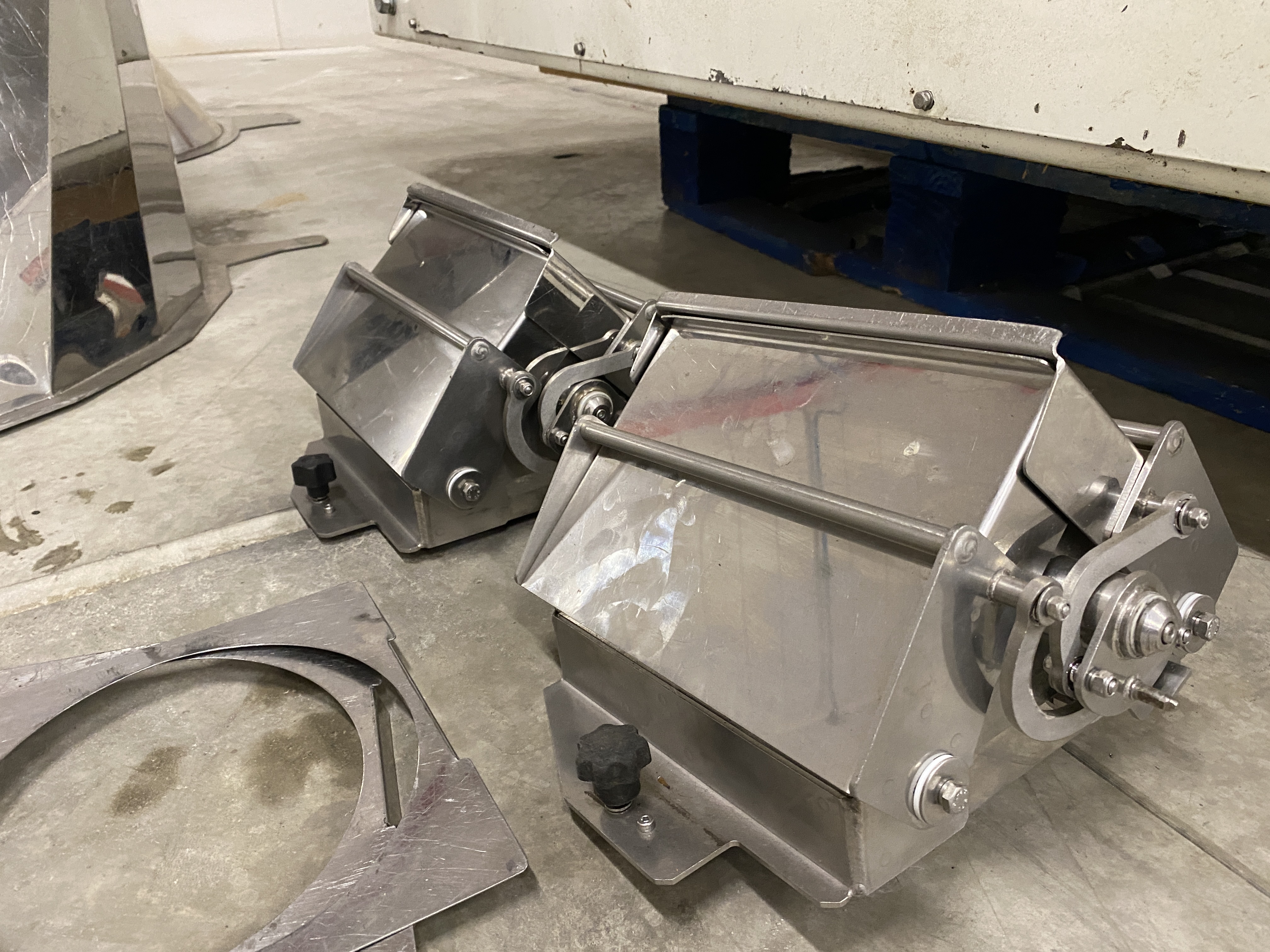 Used 2011 Yamato 20 heads Multihead weigher, 2 x 10