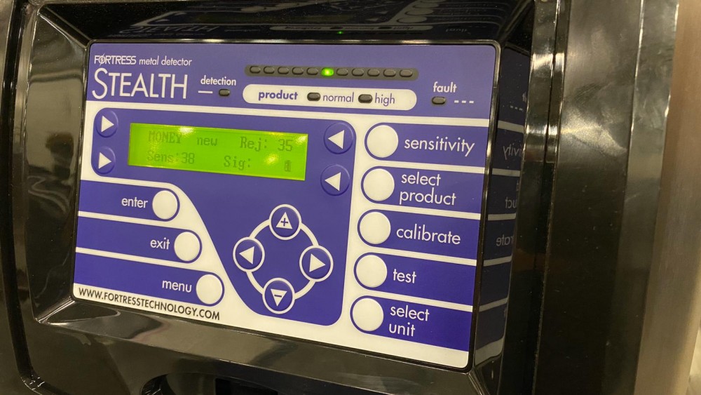 Used Fortress metaldetector