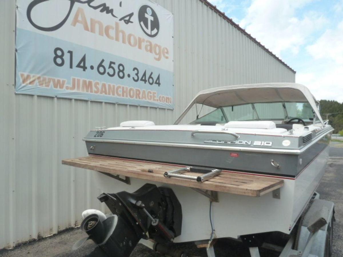 Used 1988 Chris Craft 210 BR
