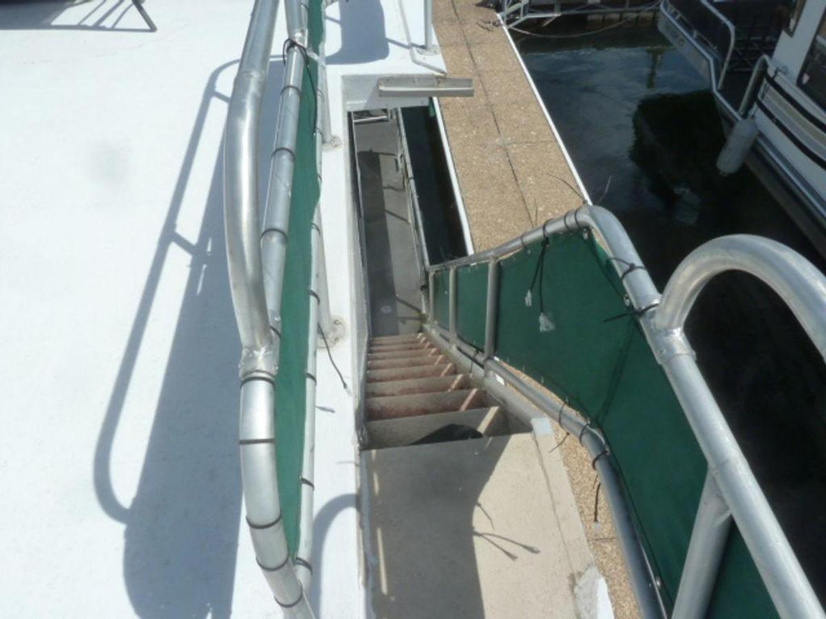 Used 1990 Leisure 58 X 14