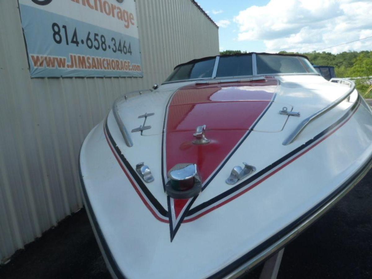 Used 1988 Chris Craft 245 LTD