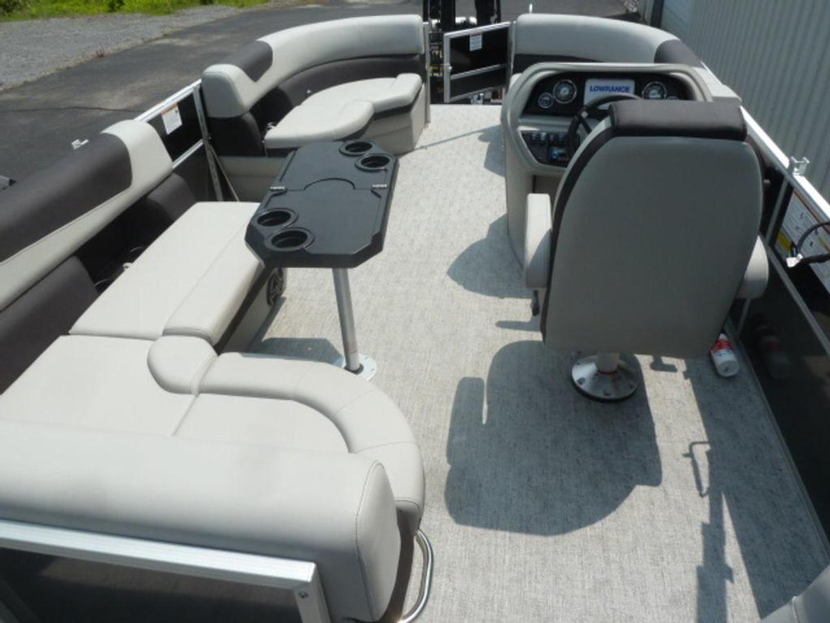 2025 South Bay 222 FCR LE