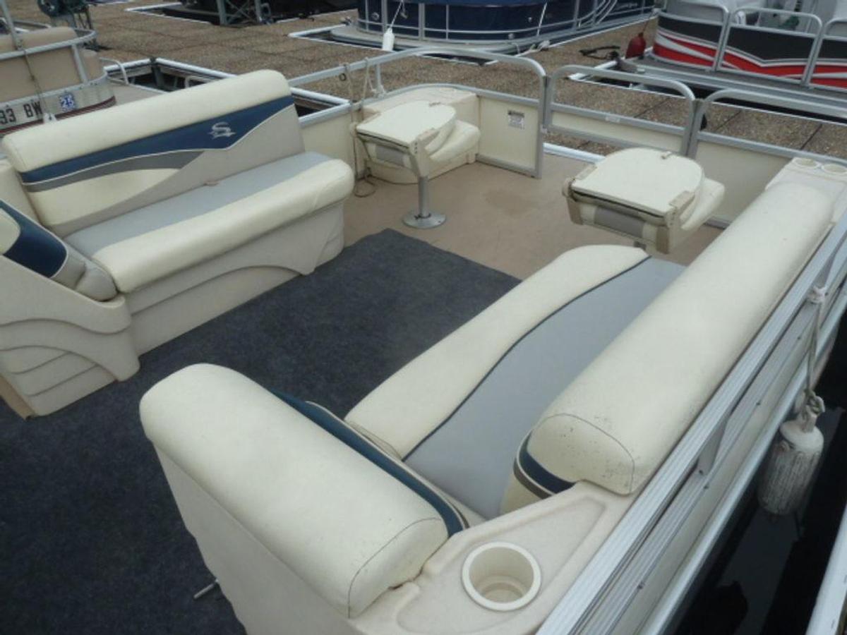 Used 2008 Sedona F525