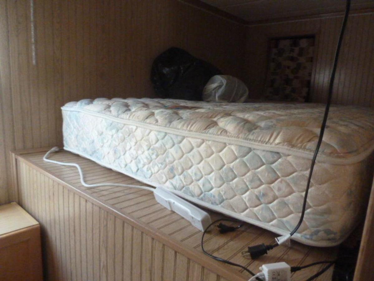 Used 1990 Leisure 58 X 14