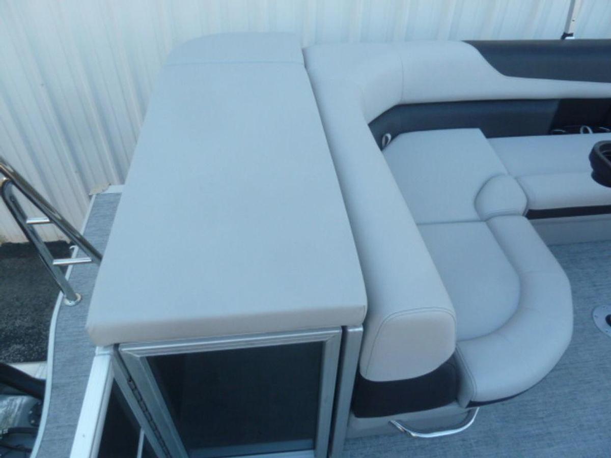 2026 South Bay 224CR LE 2.75