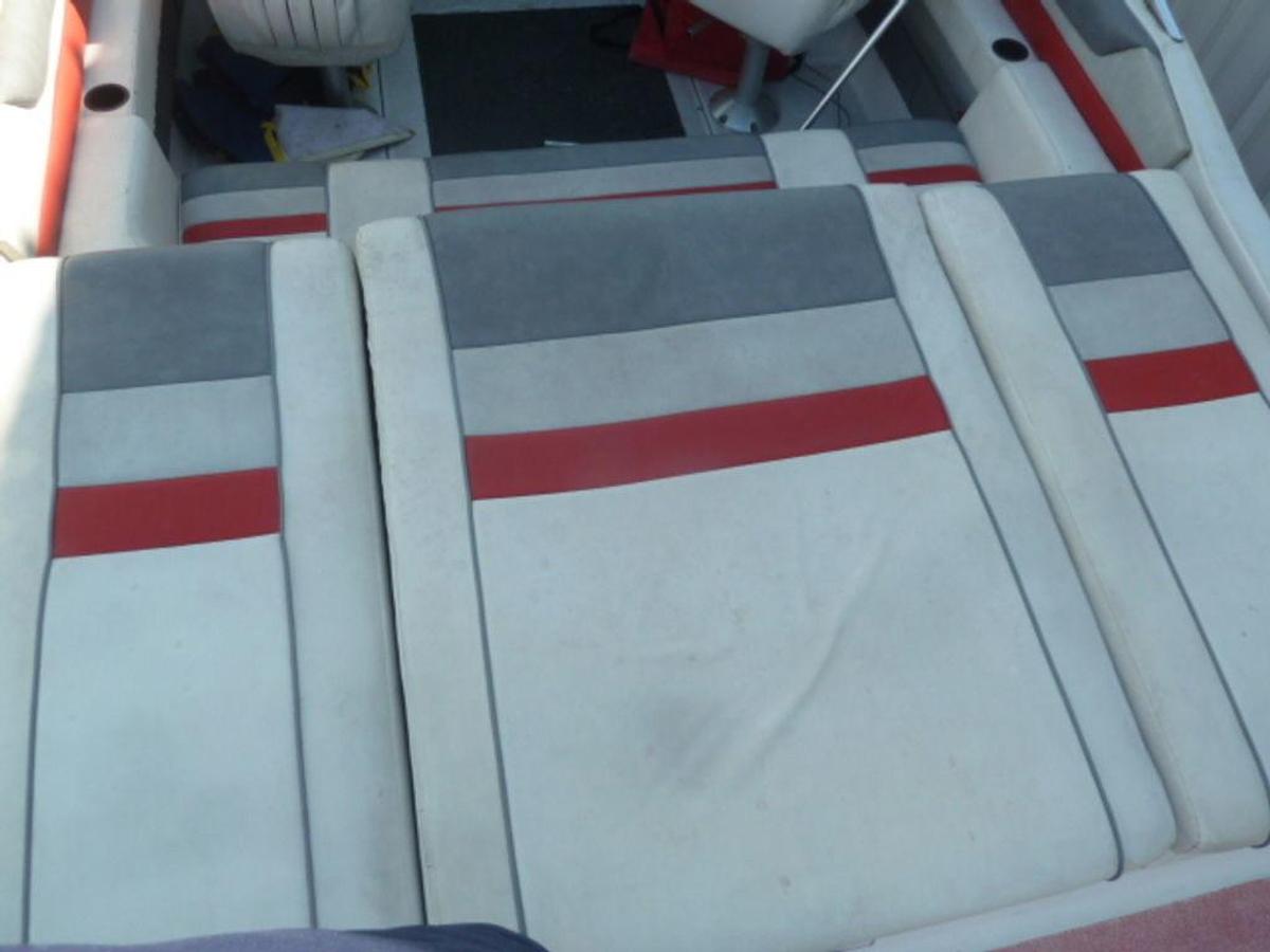 Used 1988 Chris Craft 245 LTD